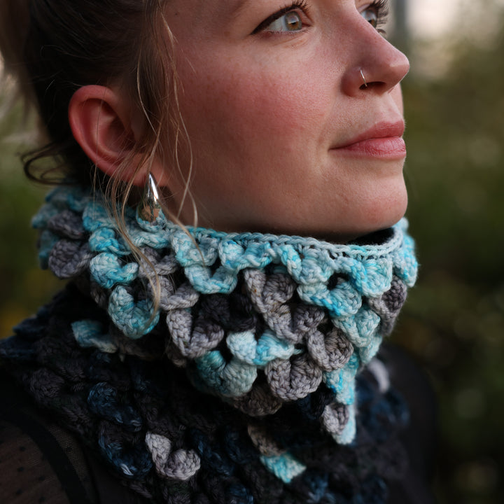 Voidbane Cowl & Mitt Crochet Pattern