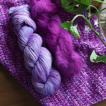 Grainline Bias Cowl Crochet Pattern and Yarn Kit