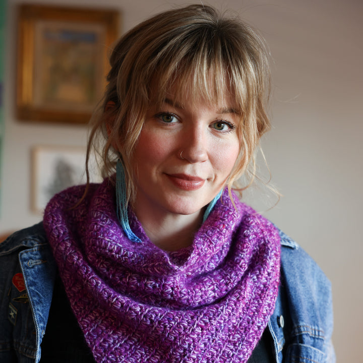 Grainline Bias Cowl Crochet Pattern and Yarn Kit