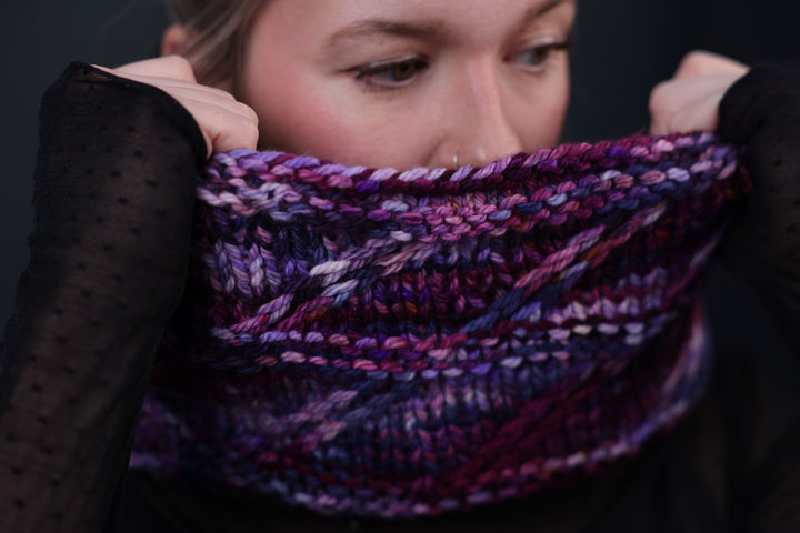 Intertwined Cowl Knit Pattern