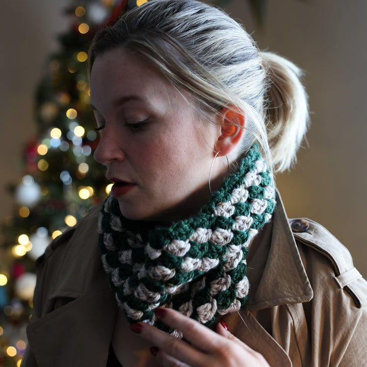 Jester Cowl Crochet Pattern