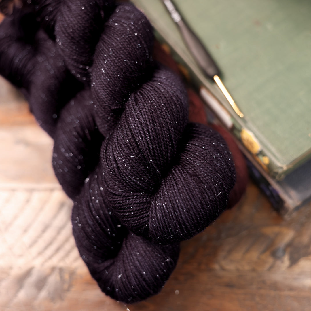 Niamh Crochet Pattern & Yarn Kit