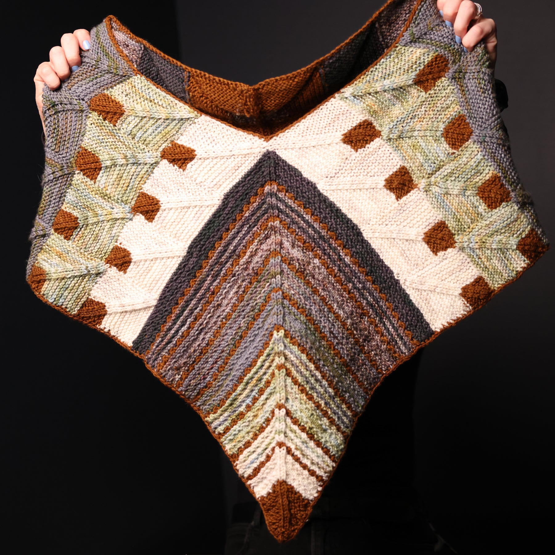 Pattern Kts Tessellated Poncho Knit Pattern – Bad Sheep Yarn